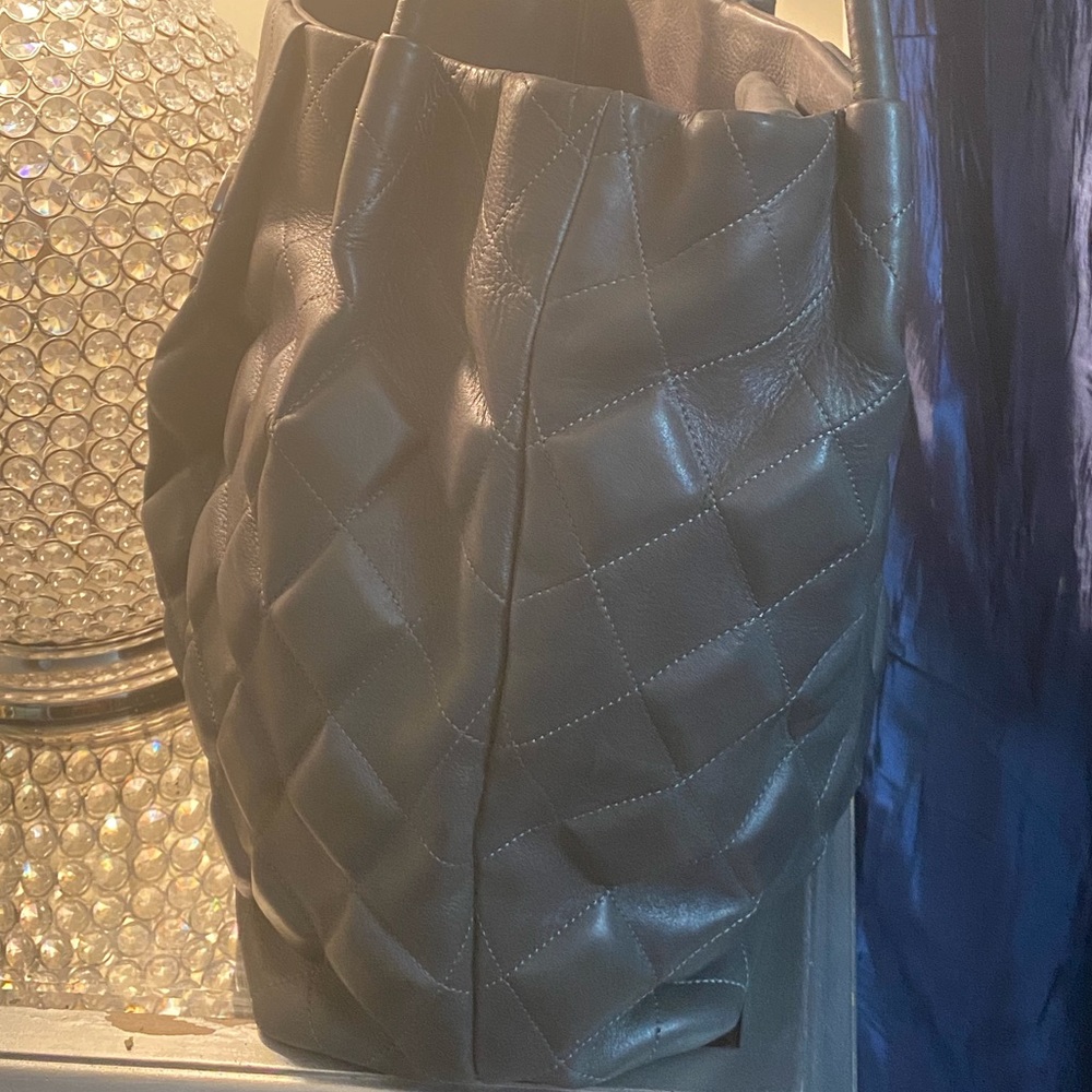 Chanel Quilted Hobo Bag - Picture 2 of 8